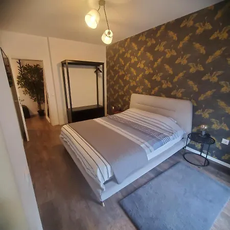 Commodores Quarters דירה בראשוב