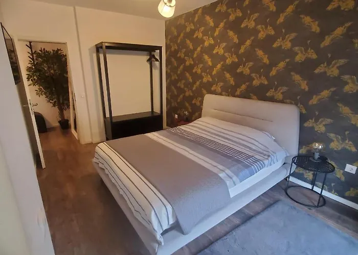 Commodores Quarters דירה בראשוב